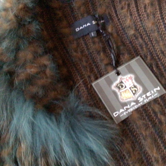 Dana Stein Rabbit and Racoon trimmed Fur Vest, XS - Picture 7 of 8